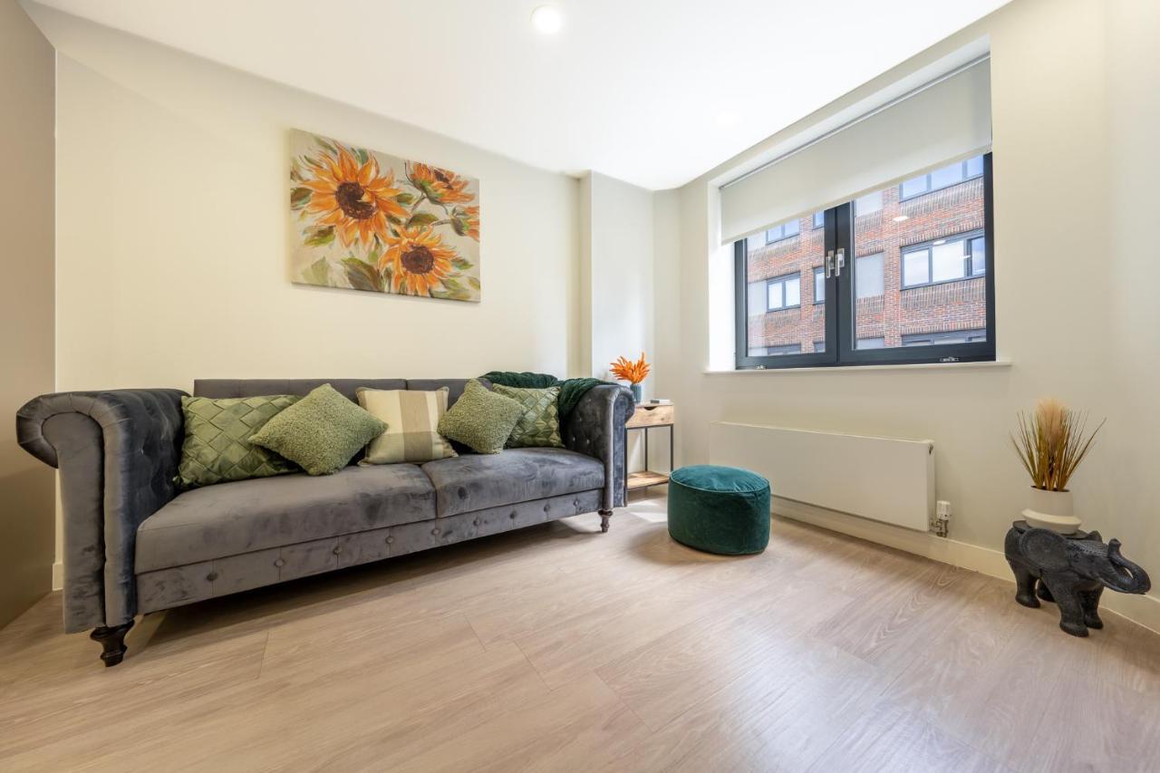 Luxury One Bedroom Serviced Apartment In The Heart Of Bedford Exteriér fotografie