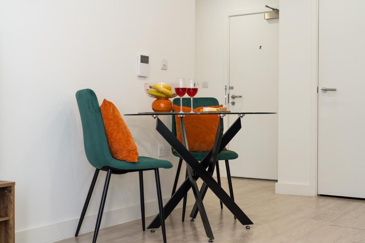 Luxury One Bedroom Serviced Apartment In The Heart Of Bedford Exteriér fotografie